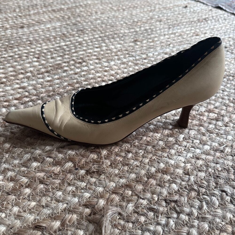 Chanel pointy tan heels